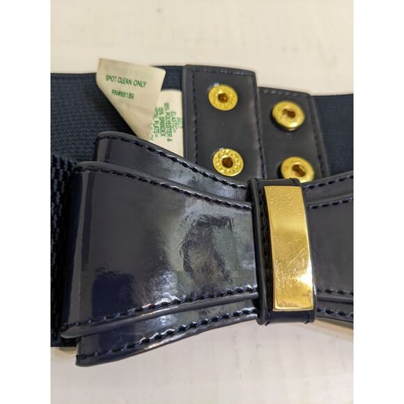 Lilly Pulitzer Lady Elastic Waist Belt M L Stretch Waistband Faux Leather Bow - Picture 2 of 6